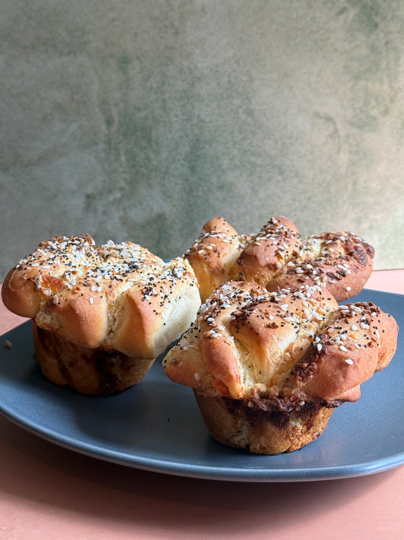 Everything Bagel Pull-Aparts